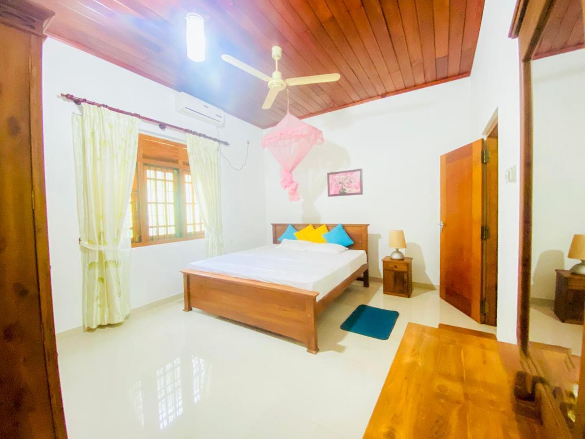 Lumbini Villa Bentota Exterior photo