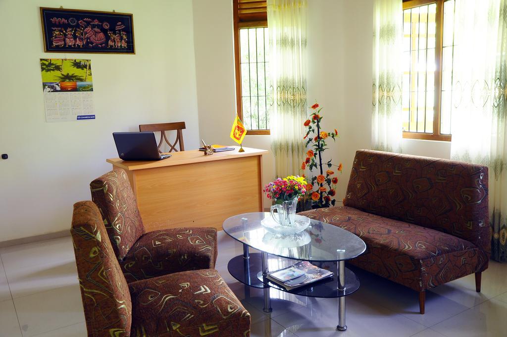 Lumbini Villa Bentota Room photo